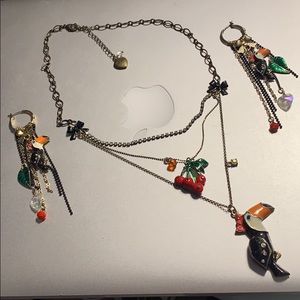 Betsey Johnson Toucan necklace and earring set